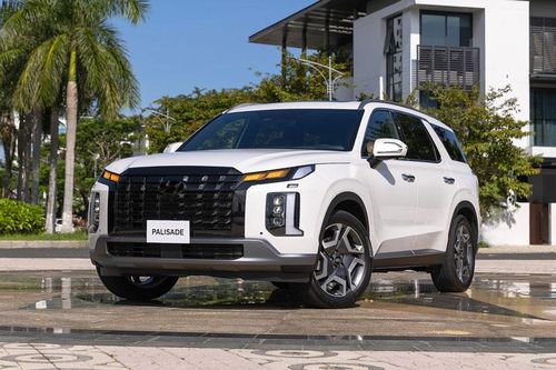 Bảng giá xe Hyundai tháng 12/2023: Ưu đãi 50% lệ phí trước bạ