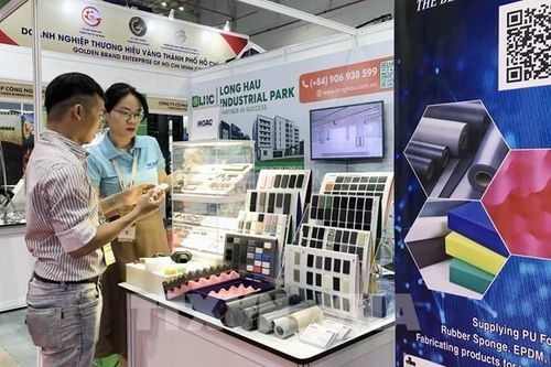 Khai mạc Hội chợ Thương mại quốc tế Việt Nam lần thứ 21 tại Tp. Hồ Chí Minh
