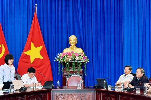 Ngày làm việc thứ 2 kỳ họp thứ 15 HĐND tỉnh khóa XII: Chỉ rõ những tồn tại, vướng mắc