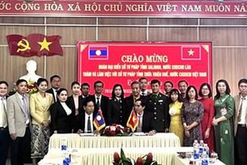 Tăng cường phối hợp hoạt động tư pháp với tỉnh Salavan