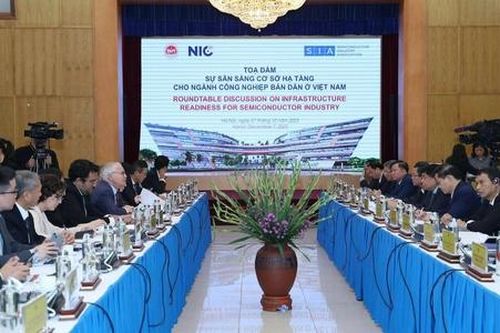 Nhiều 'ông lớn' Hoa Kỳ tăng gấp đôi số tiền đầu tư vào ngành bán dẫn Việt Nam