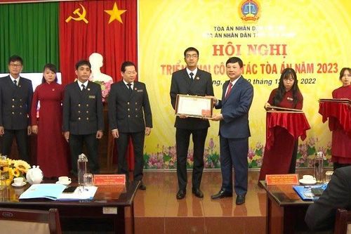 Chú trọng giải quyết tranh chấp, khiếu kiện bằng hòa giải, đối thoại