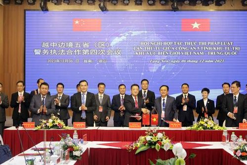 Công an Việt Nam - Trung Quốc hợp tác thực thi pháp luật khu vực biên giới