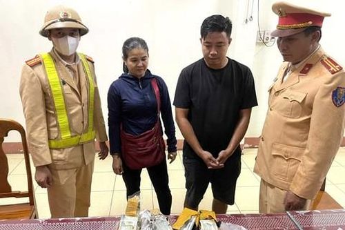 Phát hiện vụ vận chuyển trái phép ngoại tệ tương đương 3,8 tỷ đồng