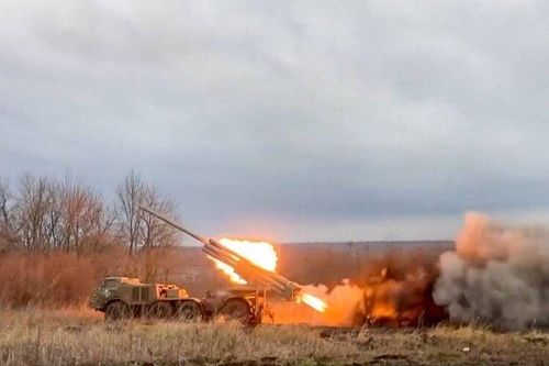 Nga dội tên lửa bắn nổ kho đạn dược của các lữ đoàn Ukraine
