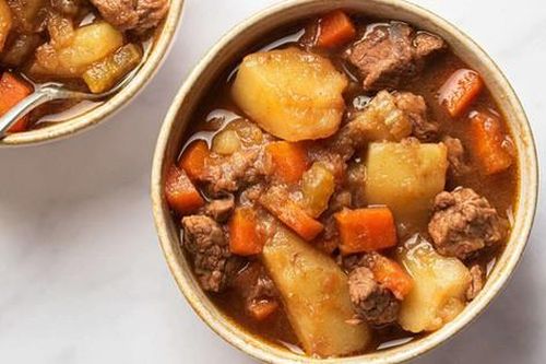 Nấu món ăn '2 trong 1' thơm ngon đủ chất, kết hợp cùng bánh mì hay cơm, bún đều hợp