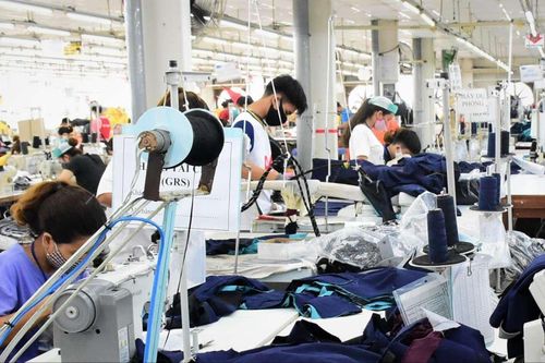 Chính phủ yêu cầu tích cực hỗ trợ doanh nghiệp duy trì, phát triển sản xuất