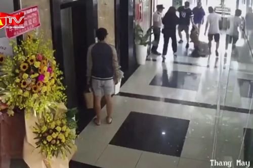 Triệu tập hoa khôi liên quan đến vụ đánh người