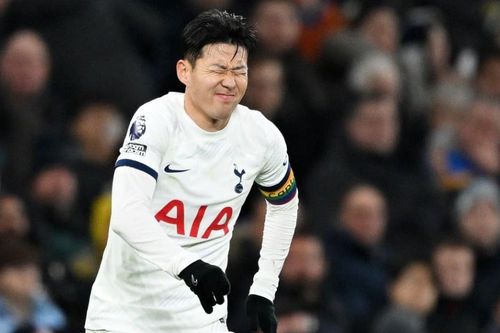Tottenham thua trận thứ 3 liên tiếp trên sân nhà