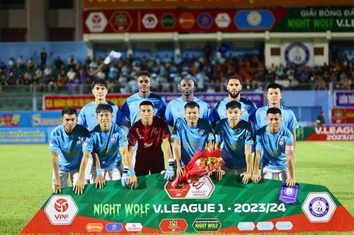 Cầu thủ Khánh Hòa bỏ ngỏ ra sân thi đấu vì bị nợ lương