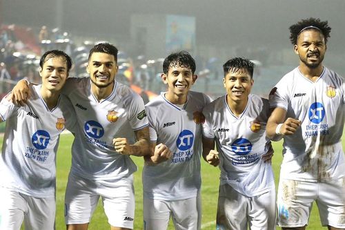 Vòng 5 Night Wolf V-League 2023/24: Bản lĩnh quân vương