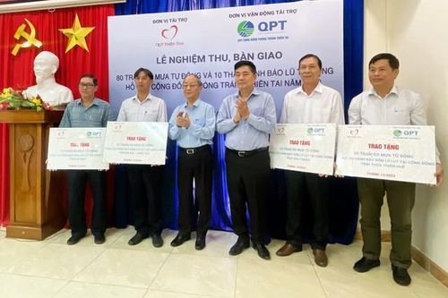 Bàn giao 80 trạm đo mưa, 10 tháp cảnh báo lũ tự động cho các địa phương
