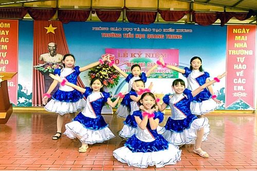 Trường Tiểu học Quang Trung: Gần tám thập kỷ đưa học sinh cập bến tri thức