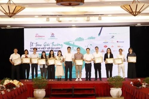 Báo chí góp sức thúc đẩy phát triển du lịch TP Hồ Chí Minh