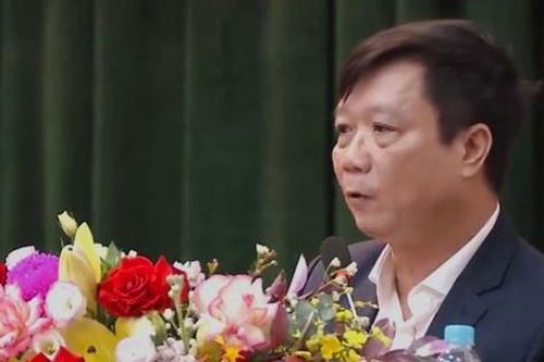 Khó mua vật tư y tế vì vướng thẩm định giá