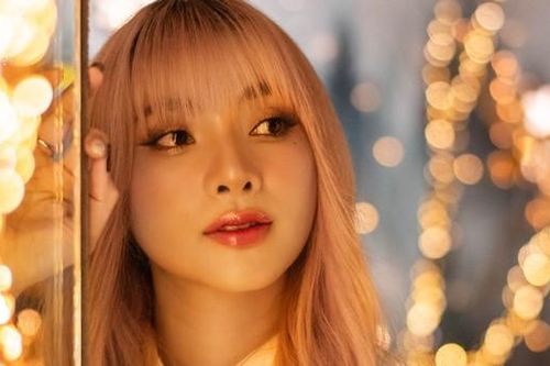 Phạm Khánh Hưng diễn tình tan vỡ với ca sĩ gợi cảm kém 12 tuổi