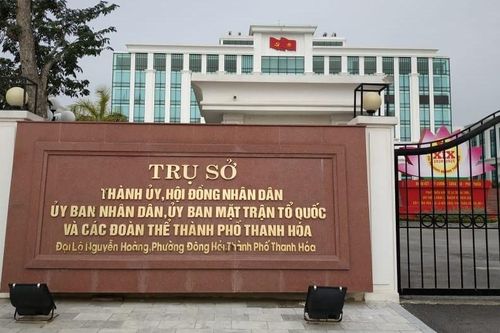 Một hiệu trưởng ở Thanh Hóa xin thôi việc sau khi bị kỷ luật cảnh cáo