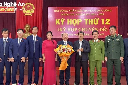 Con Cuông có tân Chủ tịch UBND huyện