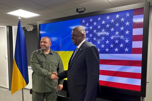 Ukraine, Mỹ ký bản ghi nhớ về thúc đẩy sản xuất thiết bị quân sự