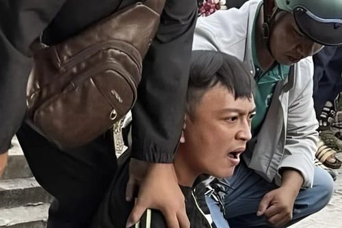 Khen thưởng tập thể, cá nhân phá nhanh vụ án giết 3 người tại Cà Mau