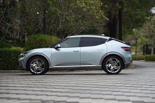 SUV công suất 489 mã lực, thiết kế 'sang chảnh', giá rẻ bất ngờ