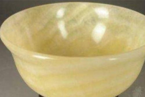 Ông lão về hưu khiến chuyên gia thẩm định kinh ngạc khi sở hữu bát cổ 6,5 tỷ thời Hoàng đế Phổ Nghi