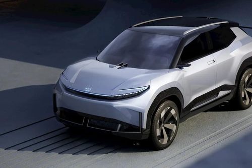Toyota ra mắt xe điện đô thị giá rẻ, cạnh tranh với mẫu xe EX30 của Volvo ở châu Âu