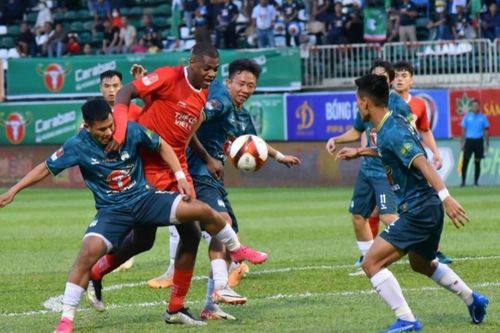 CLB HAGL thua ngược Viettel trên sân nhà: Giông bão ở phía trước!