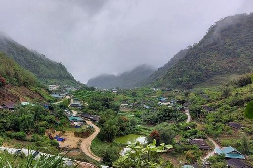 Những người 'tiên phong' trên cổng trời Mường Lống