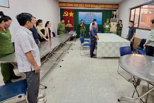 TPHCM: Bắt tạm giam Giám đốc, Phó Giám đốc Trung tâm Đăng kiểm 50-04V