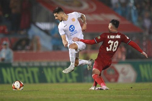Đường dài mới biết ngựa hay