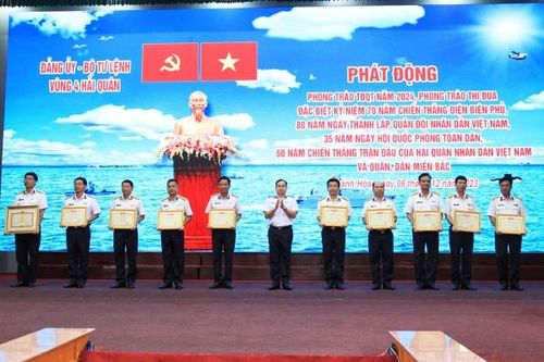 Vùng 4 Hải quân hoàn thành tốt nhiệm vụ quân sự, quốc phòng năm 2023