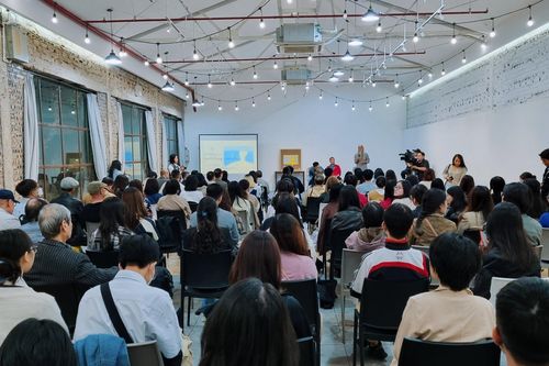 Cái nhìn chân thực về một đời văn đầy dấu ấn