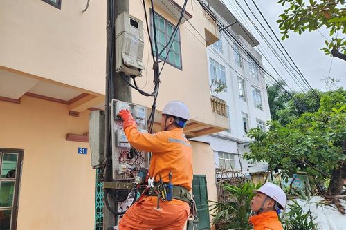 Nâng cao năng suất lao động ngành điện