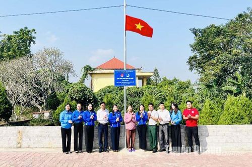 Khánh thành công trình thanh niên và bàn giao Ngôi nhà 26-3 tại xã Phúc Ứng