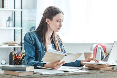 Cách tự học tiếng Anh dễ áp dụng nhất trên trang học tiếng Anh nhanh