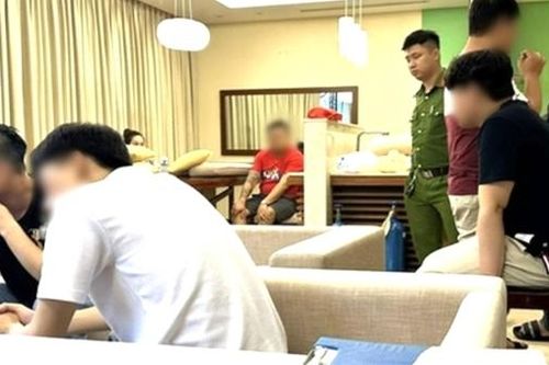 Hai khách Hàn Quốc lĩnh án vì tổ chức… tiệc ma túy