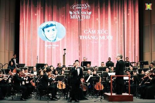 Dạt dào cảm xúc với 'Hà Nội Concert - Nỗi nhớ mùa thu'