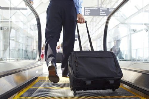 Quốc gia EU trục xuất nhân viên đại sứ quán Mỹ