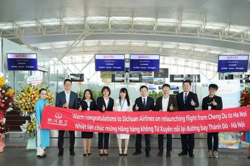Thêm một hãng hàng không quốc tế mở đường bay thường lệ tới Hà Nội