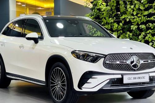 Triệu hồi Maybach GLS và Mercedes-Benz GLS vì lỗi bơm nhiên liệu