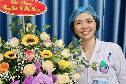 Tấm gương nữ bác sĩ trẻ trong phòng chống dịch COVID-19