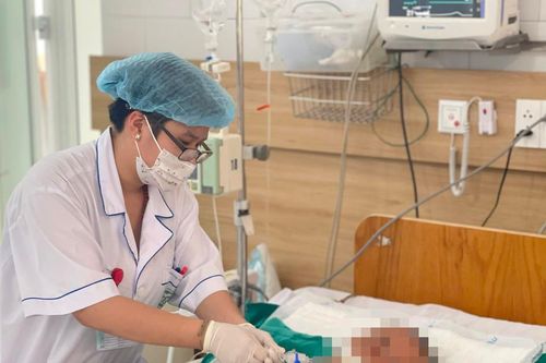 Hiểm họa từ thực phẩm trôi nổi
