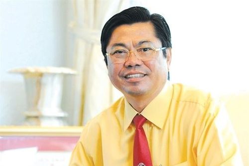 Chủ tịch Vinasun từ nhiệm sau 23 năm, con trai lên làm Tổng giám đốc