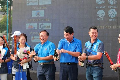 Tưng bừng Ngày hội thể thao cao thượng doanh nhân Việt Nam