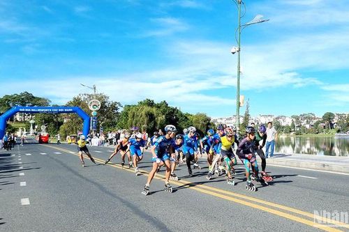 Hơn 350 vận động viên tham gia Giải Roller Sports các đội mạnh quốc gia năm 2023