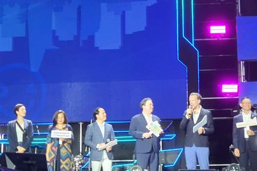 Tưng bừng Lễ hội âm nhạc BridgeFest tại TPHCM