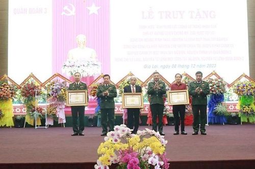 Quân đoàn 3: Tổ chức lễ truy tặng Anh hùng LLVTND với 3 cố Thượng tướng