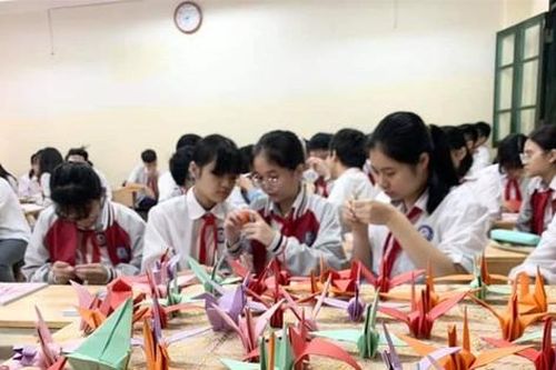 Trường học hạnh phúc: Giấc mơ và ước nguyện, Kỳ cuối: Đối diện với cơm áo, gạo tiền