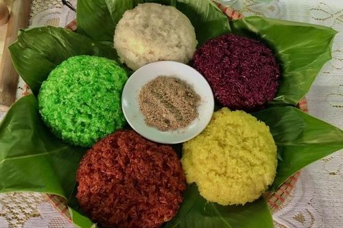 Cảm nhận hương sắc thiên nhiên Xuân Sơn trong món xôi ngũ sắc